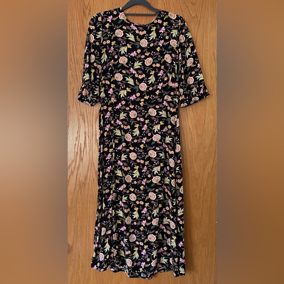 LOFT Black Floral Dress - Size 4 - Picture 4 of 7